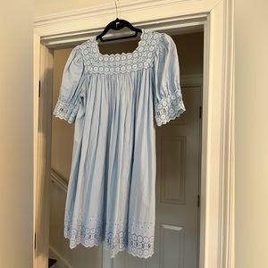 Doen blue eyelet embroidered dress, darling!! Size xs